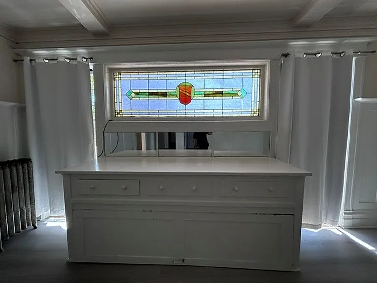 Coming soon, Spacious, Studio, One Bath Unit, with upgraded floors, above commercial shops — Photo 8