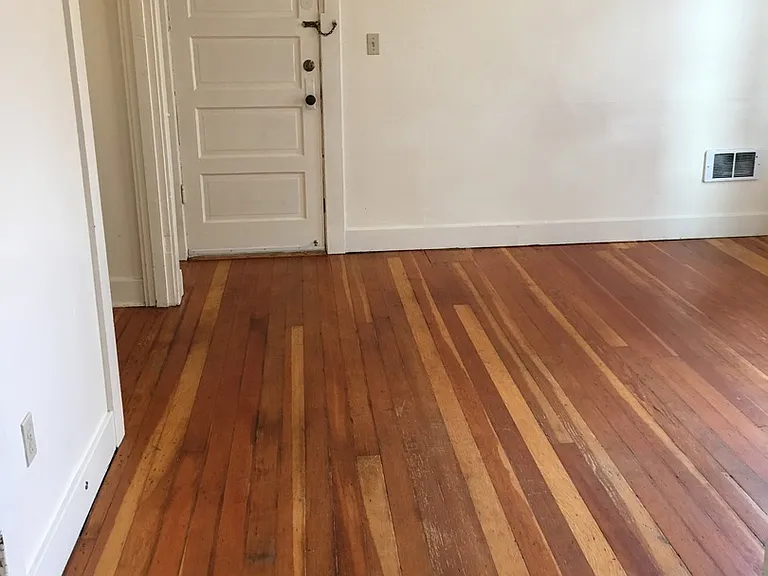 1916 NE Everett St — Photo 13