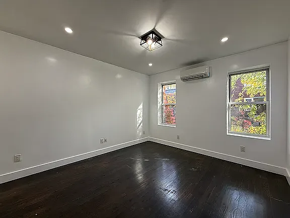 270 Hancock Ave #2 — Photo 11