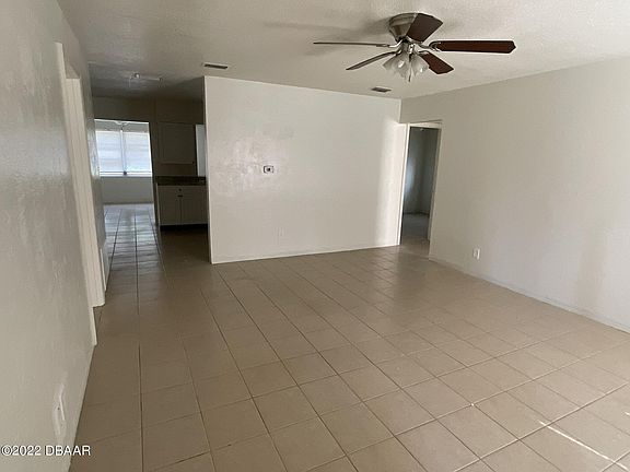 2nd image of 1505 Elgin St