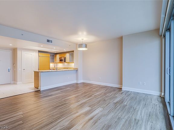 5th image of 222 Karen Ave Unit 906