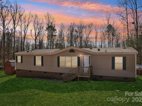 1149 Rollingbrook Ct, Kings Mountain, NC 28086