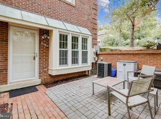 2536 Fairfax Dr #2A, Arlington, VA 22201