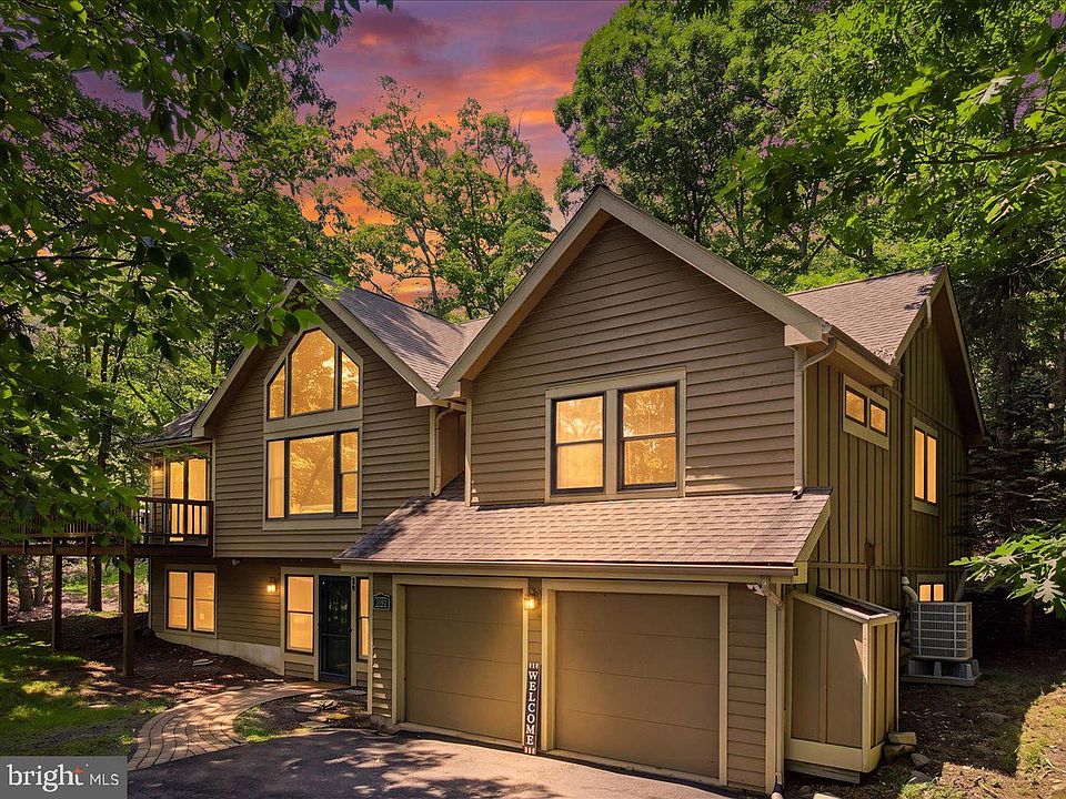 1st image of 460 Spruce Dr