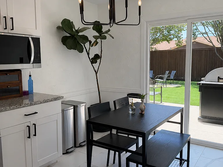 4505 Hale St — Photo 4