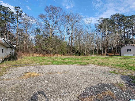 5th image of 607 W Point St