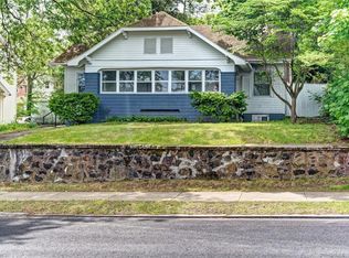 659 Broadview Ter, Hartford, CT 06106