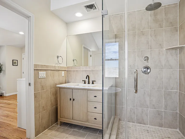 174 Fort Lee Rd #B — Photo 13