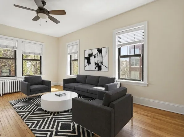 214 19th St E APT 103, Minneapolis, MN 55403