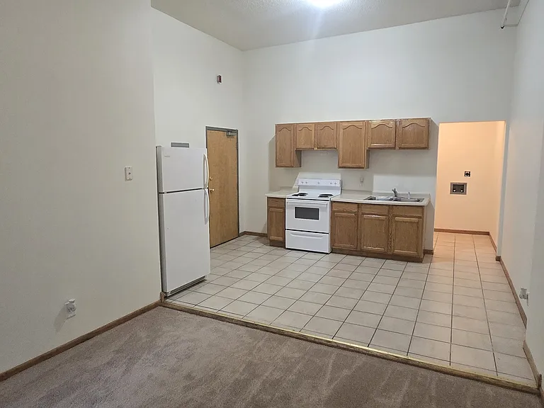425 Cedar Ave #413-2 — Photo 3