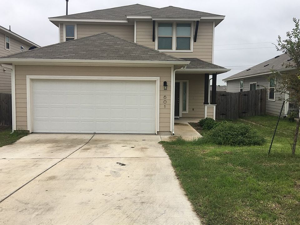 1st image of 601 Twisted Oaks Ln