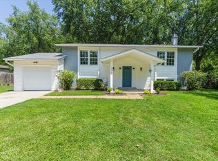 476 Applestone Dr, Ballwin, MO 63021