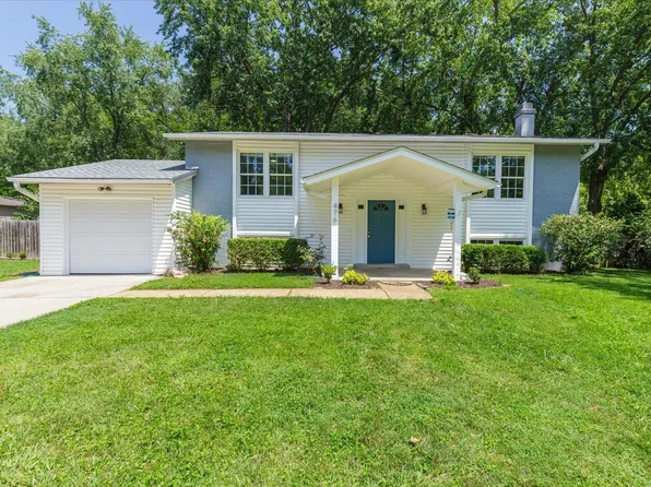 476 Applestone Dr, Ballwin, MO 63021