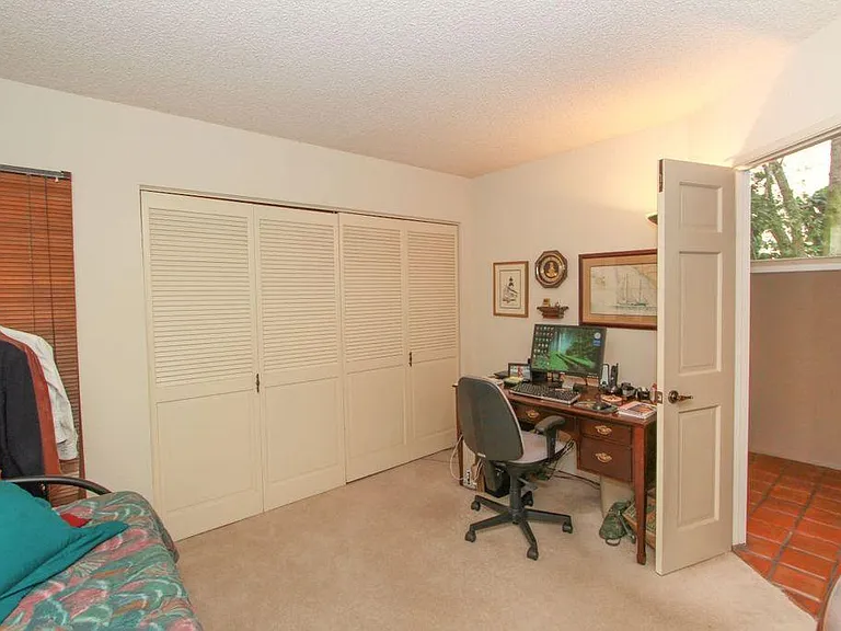 1127 Eureka St #4 — Photo 5