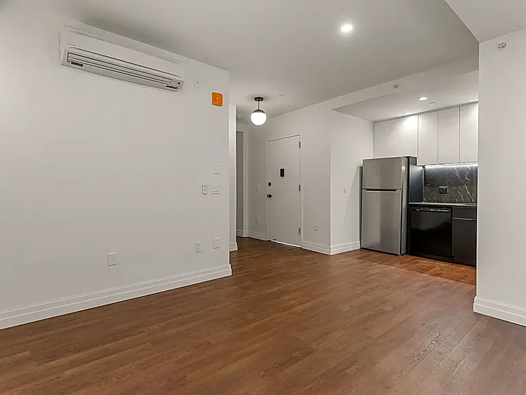 107 Court St #101 — Photo 7