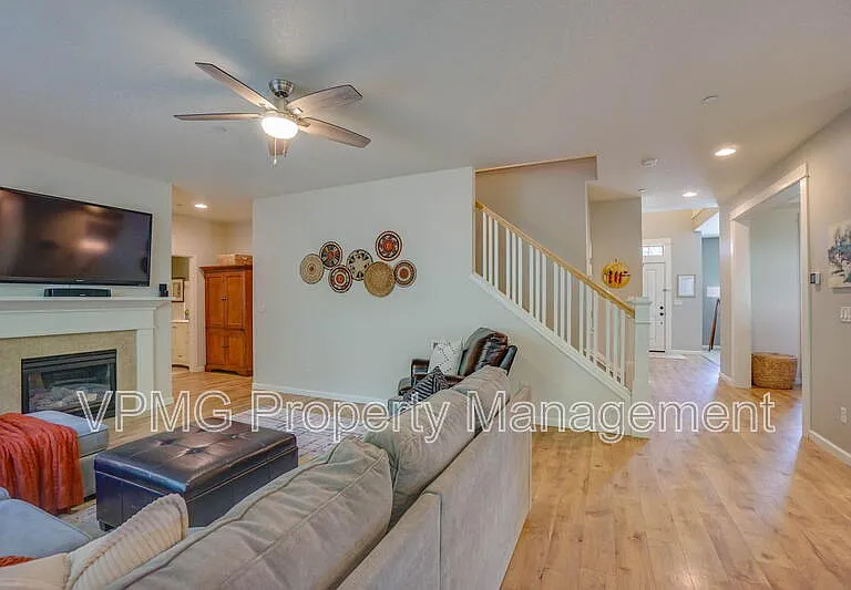 2835 Nw Hl — Photo 17