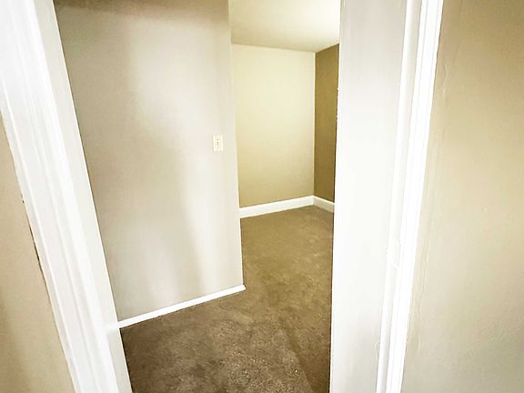 2nd image of 206 Franklin St #9