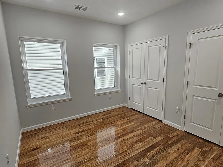 414 S 10th St #2 — Photo 17
