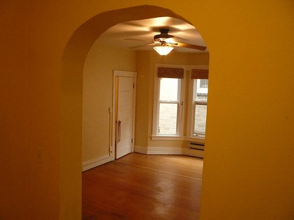 4th image of 1732 15th Ave APT 26