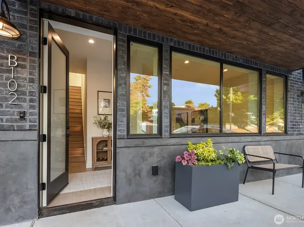 614 5th Avenue S #B102, Edmonds, WA 98020