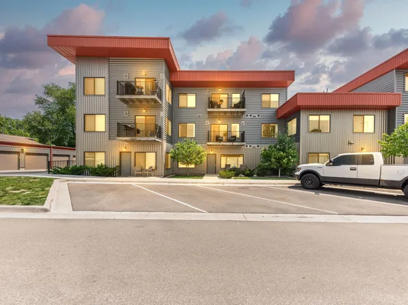 293 N 2nd St #201, Brighton, MI 48116