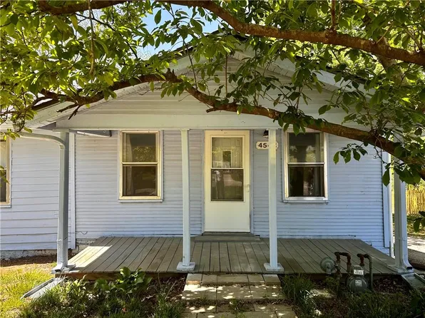 4542 N Topping Ave, Kansas City, MO 64117