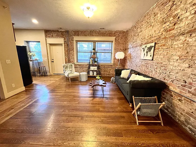 2934 Leavenworth St — Photo 29