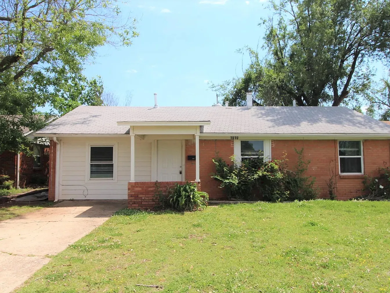 1010 Bell Dr - 1 — Photo 1