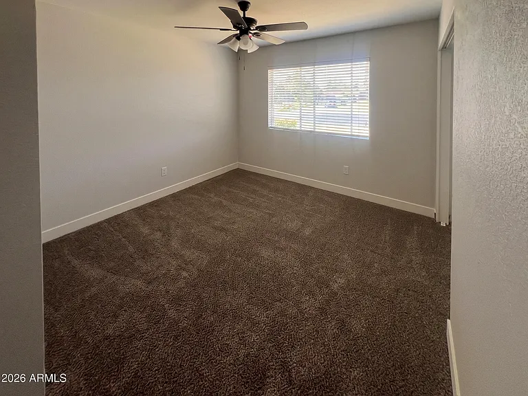 1432 S Oracle — Photo 11