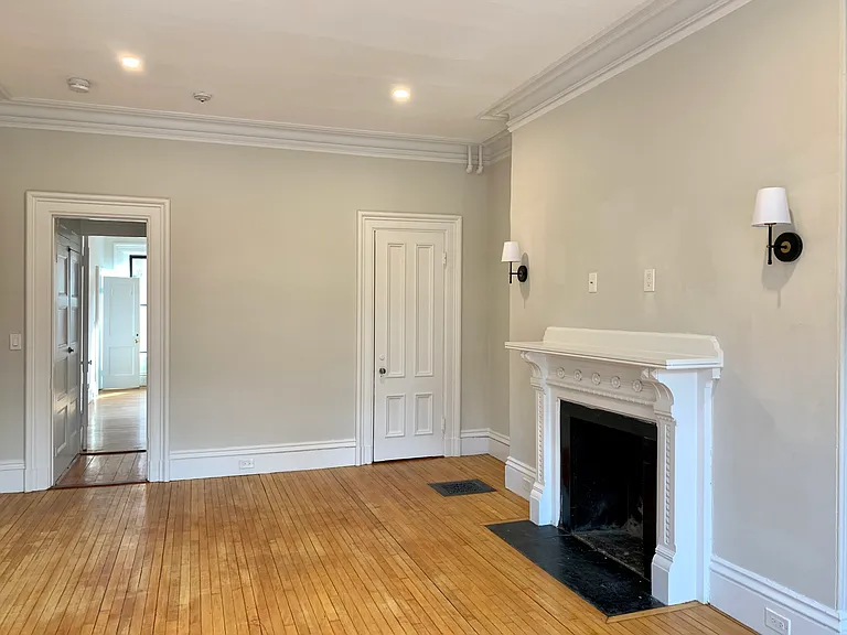 354 Marlborough St #1 — Photo 6