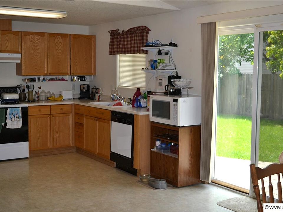 2nd image of 267 Harvard Dr