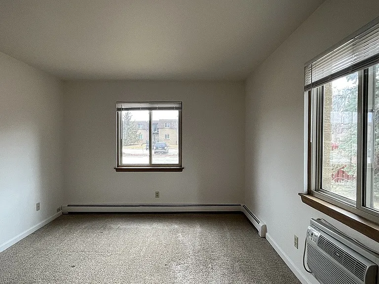 2 Bedroom Corner (B) Bedroom
