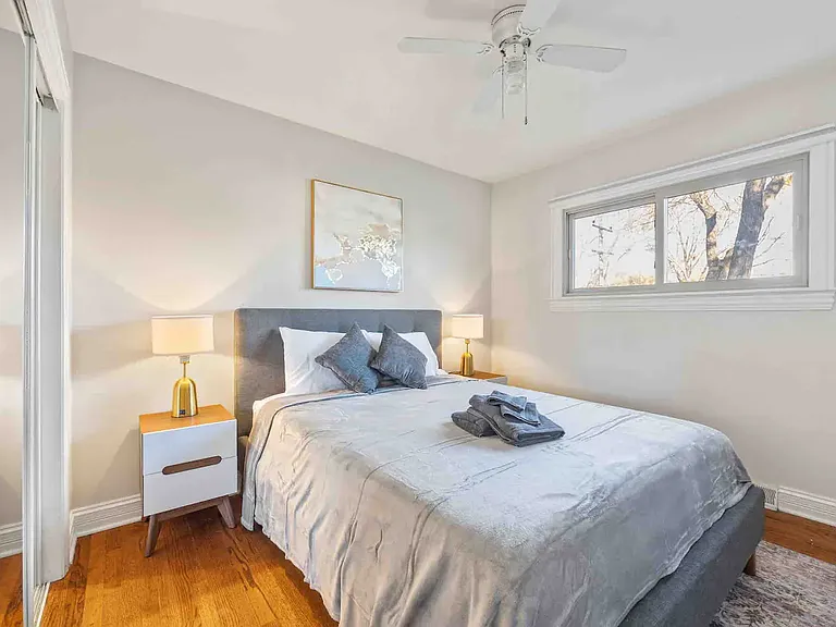 408 N Windsor Dr — Photo 12