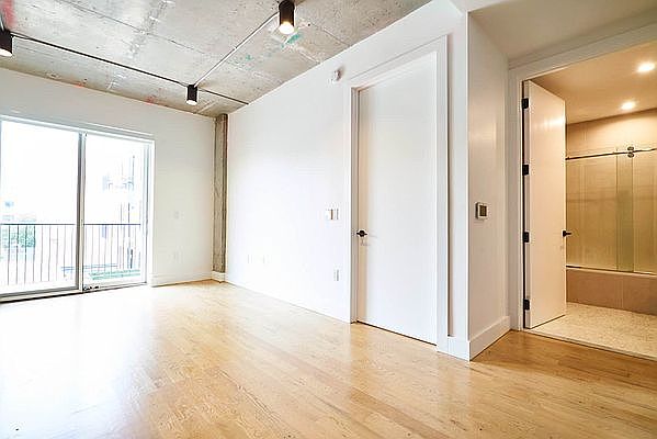 1st image of 199 Montrose Ave #3GG