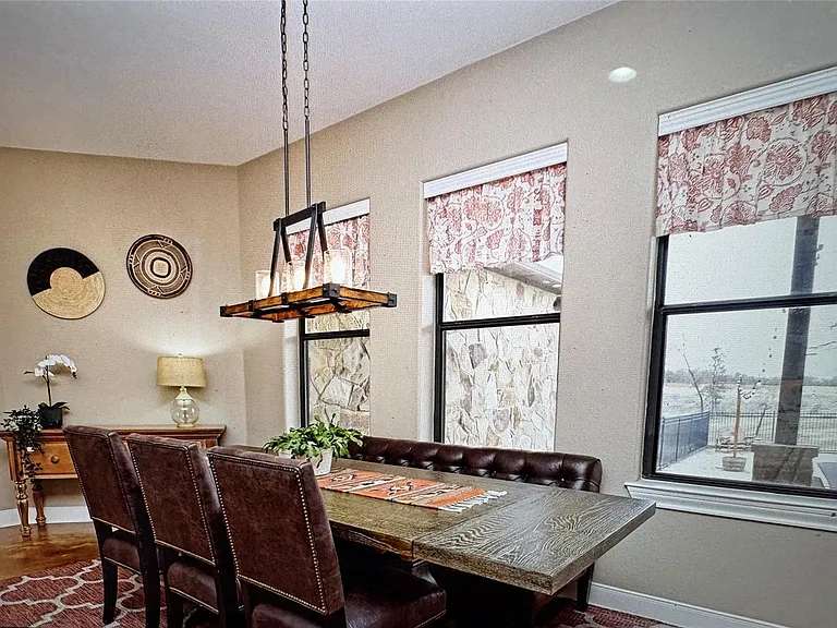 126 Packsaddle Dr — Photo 10