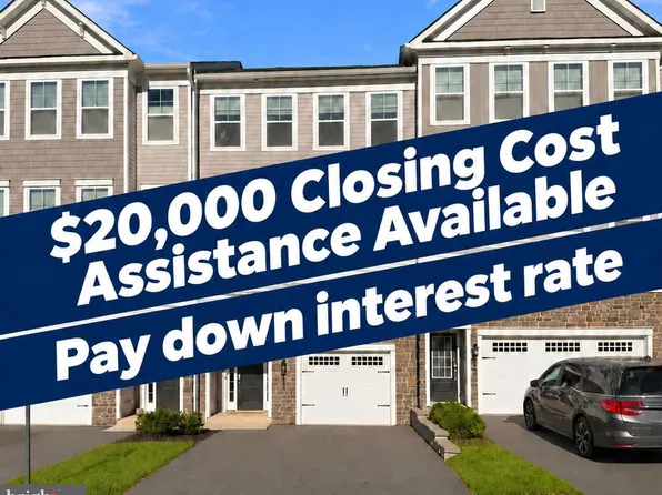 108 Harland Ave, Royersford, PA 19468