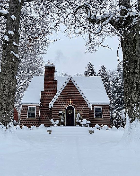 1st image of 3712 Petoskey Ave