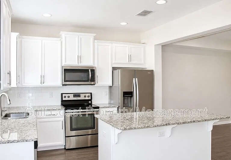 12352 Trailhead Dr — Photo 2