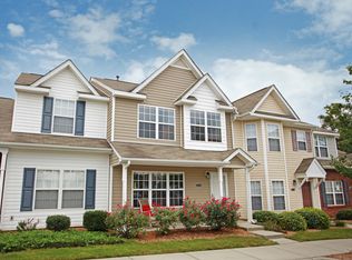 913 Par One Ct, Fort Mill, SC 29715