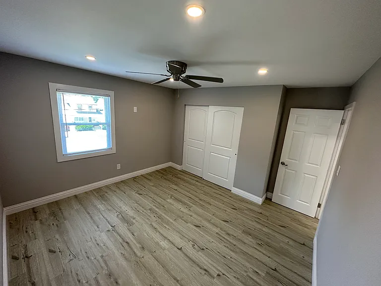 124 Branch Ave — Photo 3