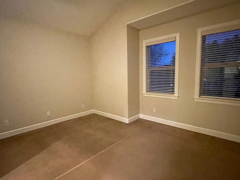 3913 NW 148th Pl #3913 — Photo 11