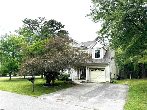 165 E Nightingale Way, Galloway, NJ 08205