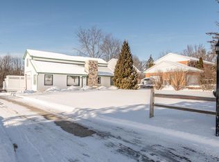 6881 N 91st St, Milwaukee, WI 53224