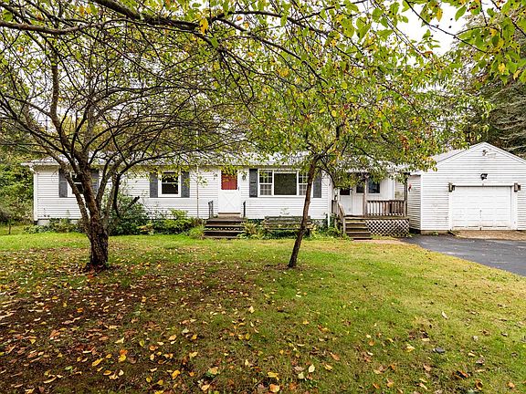 3rd image of 15 Harriman Road