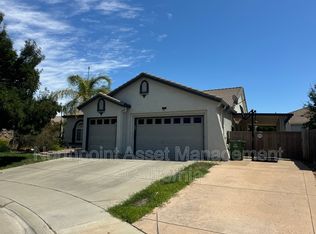 9827 Brinzino Ct, Elk Grove, CA 95757