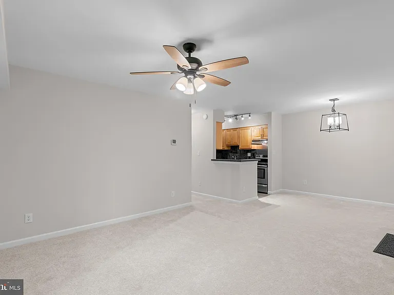 8110 Colony Point Rd #H — Photo 8