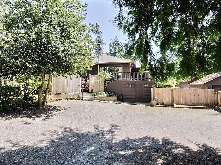 10609 SE 32nd St — Photo 18