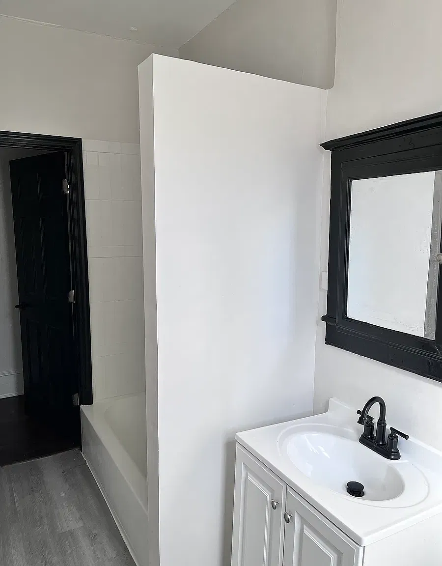 1 bed, $1,660 — Photo 4