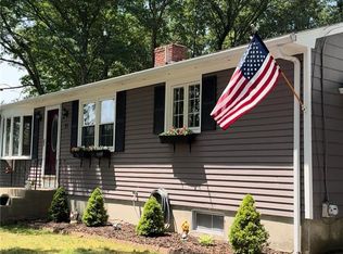 95 Read School House Rd, Coventry, RI 02816