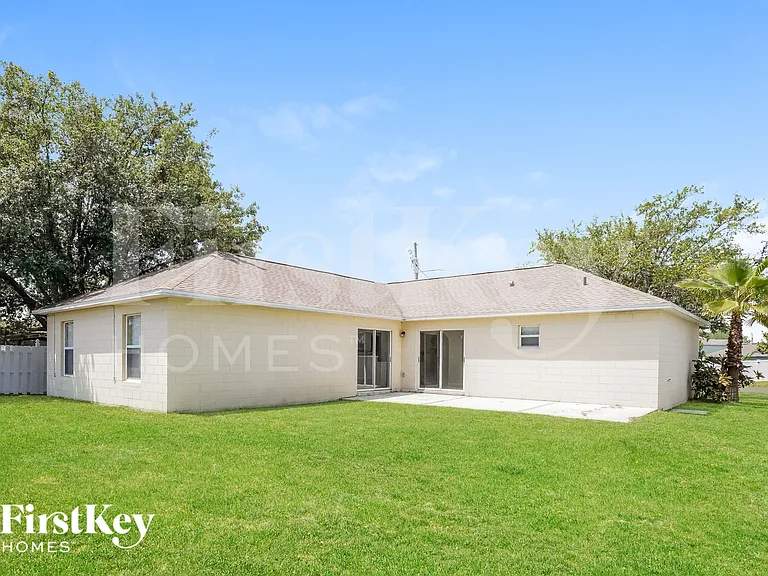 729 Pincon Ln — Photo 15